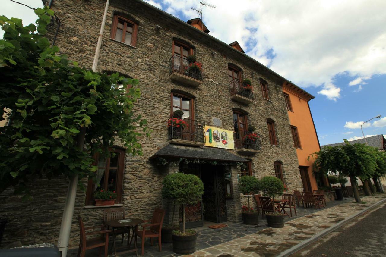 Hotel Poldo La Guingueta D'Aneu Esterno foto